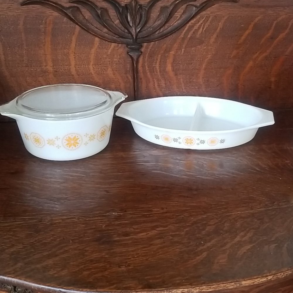 Town and Country Pyrex Casseroles
